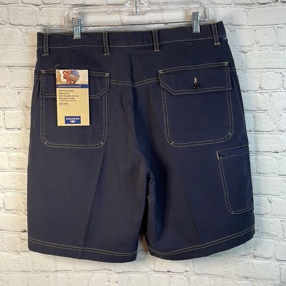 Dockers Mens Shorts, Navy Blue Utility Shorts, size 36 Men’s Shorts, Flat Front - Picture 4 of 6